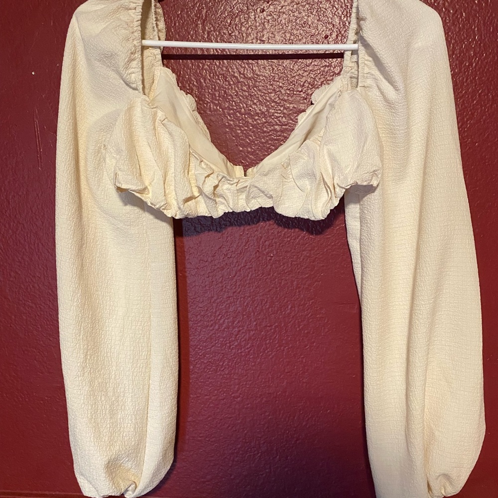 SHEIN cream color long sleeve crop top